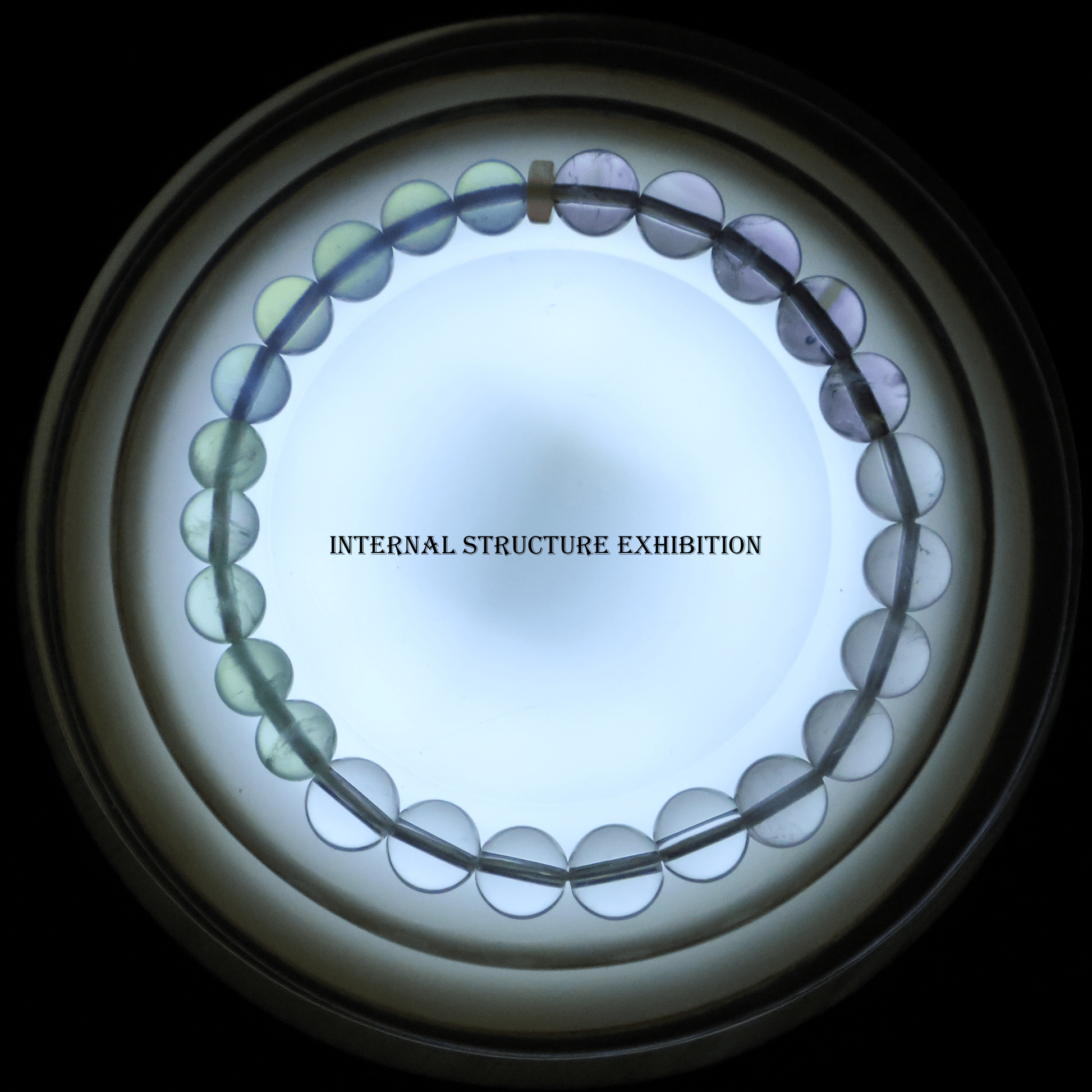 Mix Colorful Crystal Bracelet I (Straight-cut)  on white background, which shows its internal structure